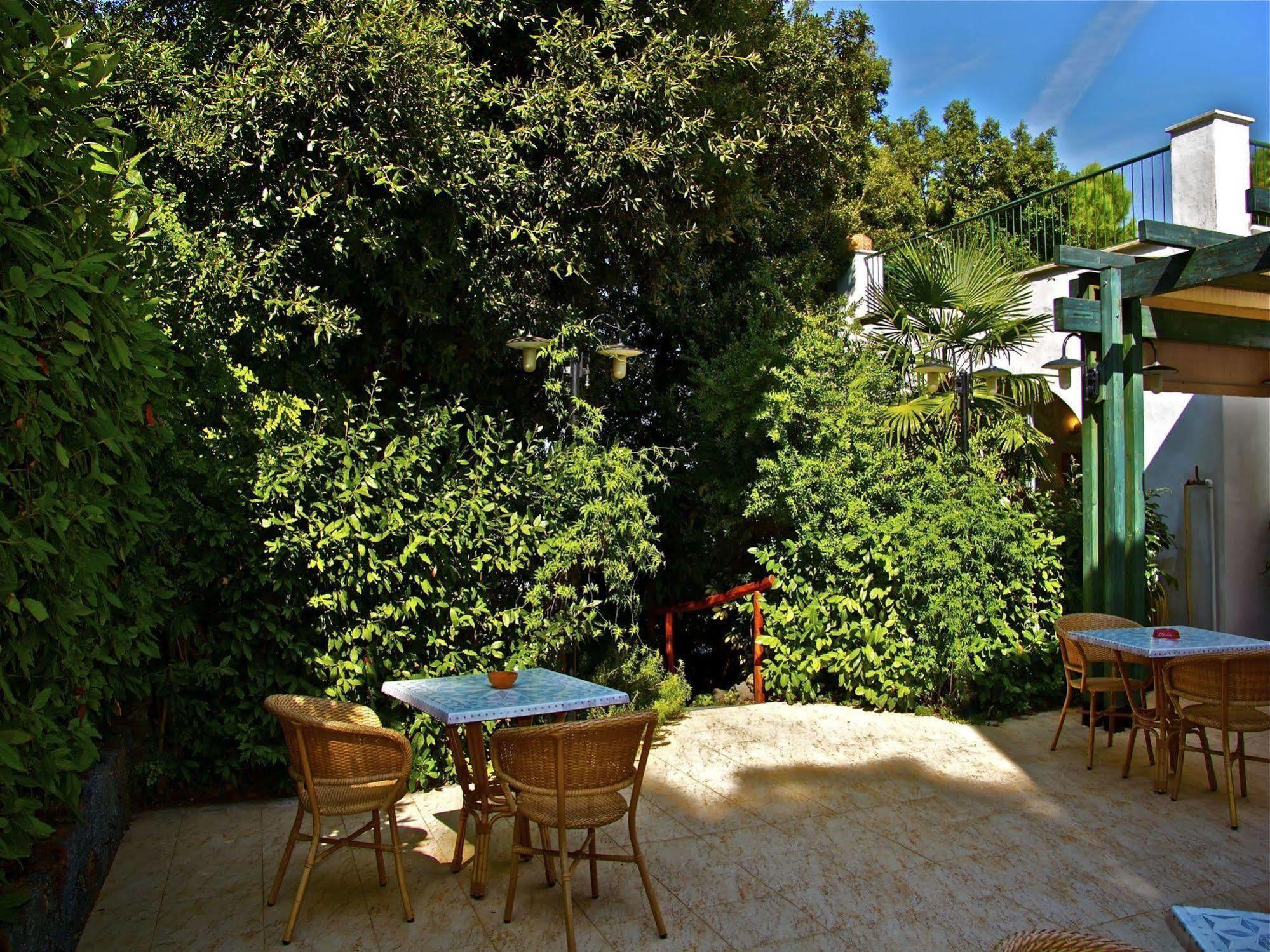 Hotel Vittoria Искья Экстерьер фото